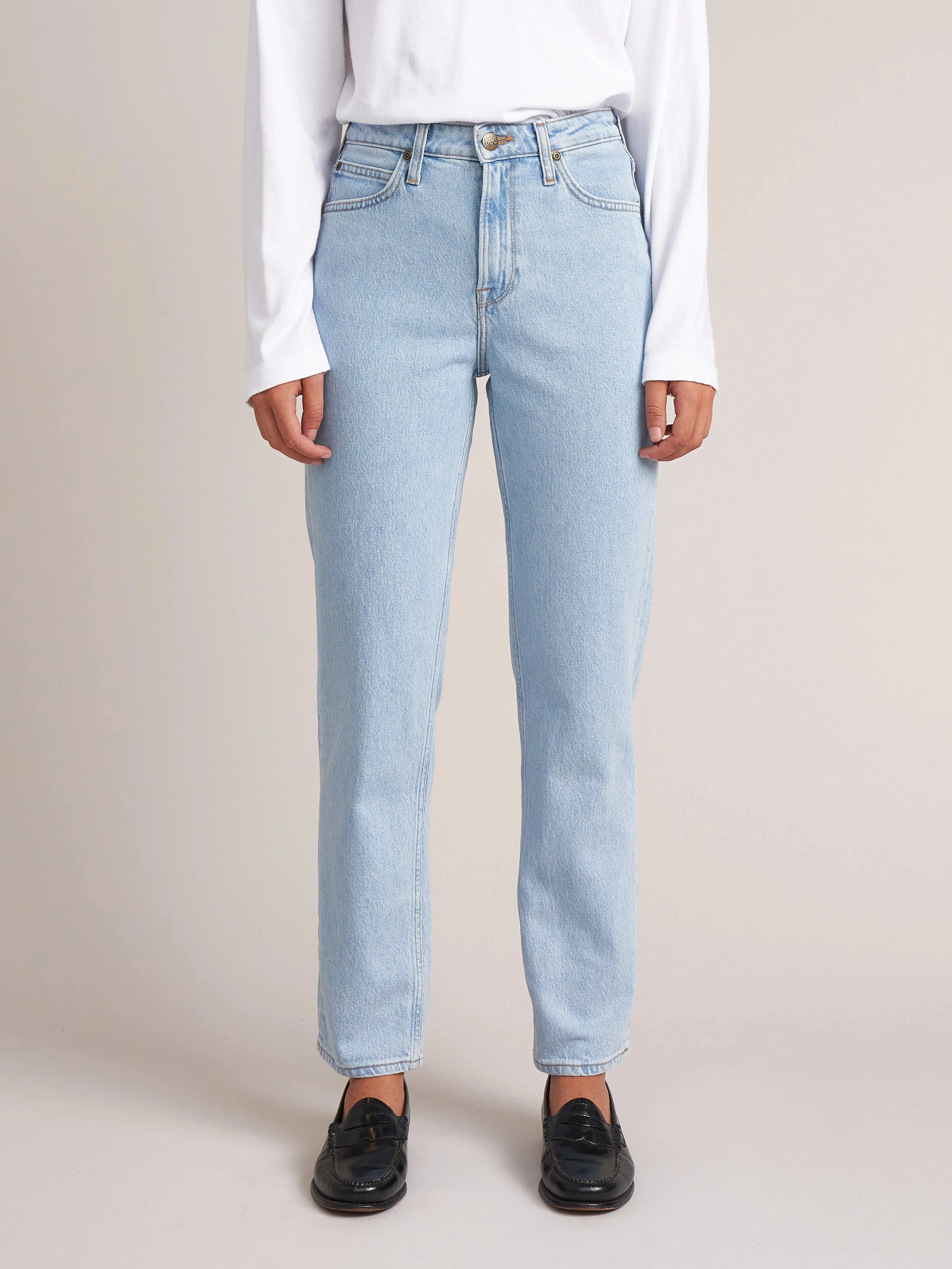 Carol Regular Straight Jeans (232 / W / LIGHT STONE)