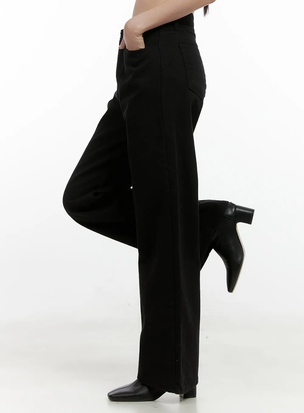 Straight-Fit Trousers ON408