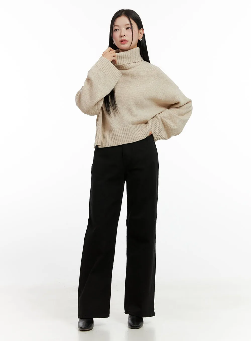 Straight-Fit Trousers ON408